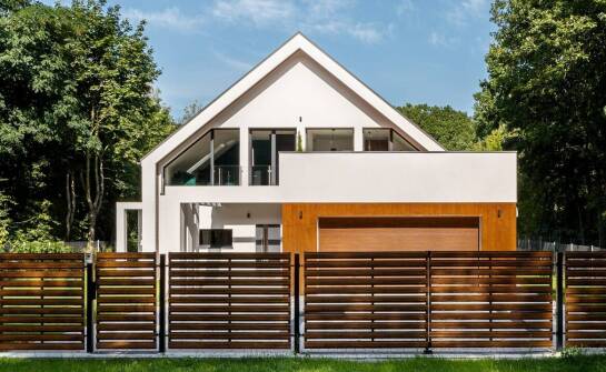 Vielfalt der Stile im Angebot polnischer Metallzäune