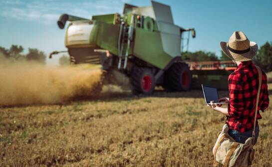 Jak nasze usługi odbioru wpływają na efektywność pracy rolników?
