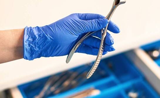 Wziernik do nosa jako niezbędne narzędzie w praktyce laryngologicznej