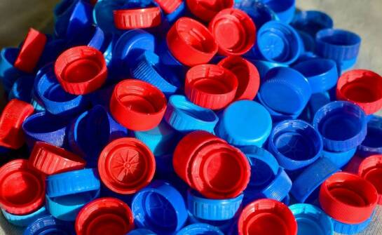 Wpływ jakości zakrętek producent na ochronę środowiska