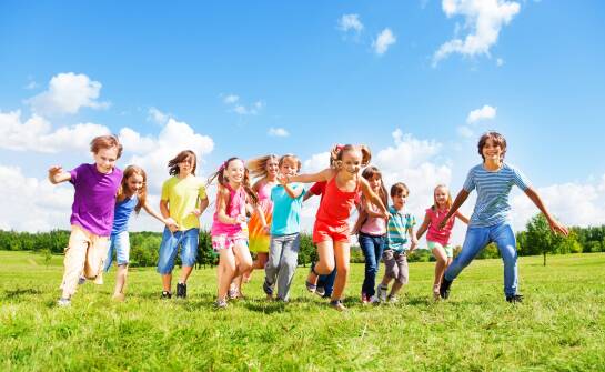 Jak zapewnić różnorodność atrakcji podczas wyjazdów grupowych?