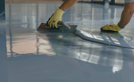 Jakie efekty gwarantuje szlifowanie posadzki betonowej?