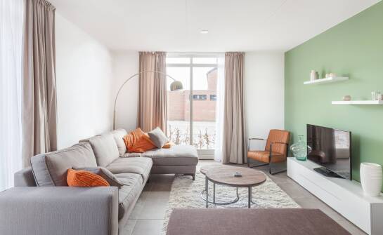 Domek holenderski na działkę: jakie są opcje transportu i montażu?