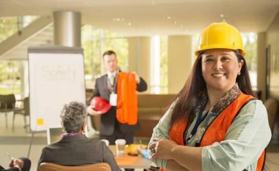 Szkolenia BHP – znaczenie, zasady i wymagania dla pracowników oraz firm