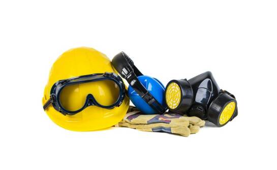 Szkolenia BHP po ukraińsku – najważniejsze informacje i zasady bezpieczeństwa