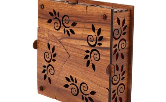 Jak wykorzystać sztukę w projektowaniu pudełek ozdobnych z logo firmy?