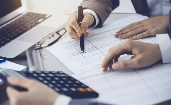 Jak wybrać zaufane biuro księgowe i na co zwrócić uwagę przy wyborze