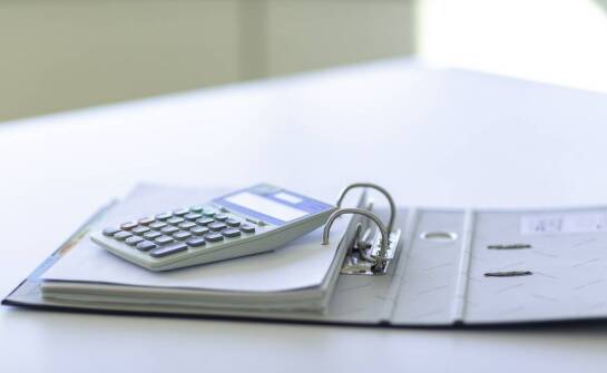 Jak usprawnić rozliczenia firmowe i zwiększyć bezpieczeństwo finansowe?