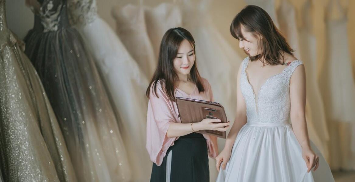 Rola konsultacji w procesie szycia sukni ślubnej