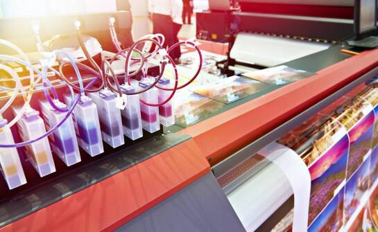 Jakie są najnowsze trendy w druku etykiet na butelki?