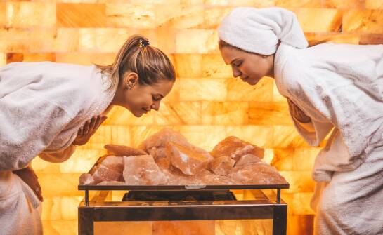 Jak mikroklimat komory solnej wspiera zdrowie psychiczne?