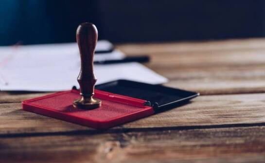 Pieczątki do specjalistycznych zastosowań: jak dobrać właściwe?