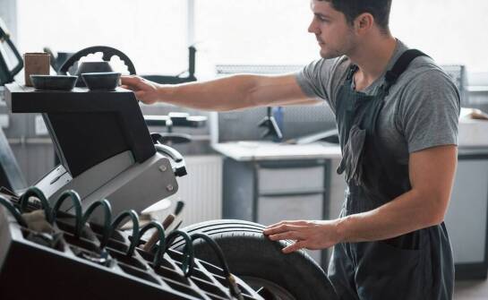 Jak wybrać odpowiedni serwis do naprawy opon?