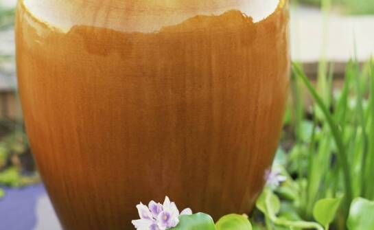 Poradnik wyboru urny: materiały i wzory dostępne na rynku