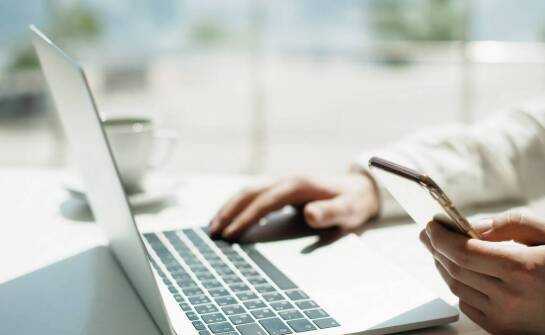 Zamówienie internetu na pół roku przed końcem umowy: jak to działa?