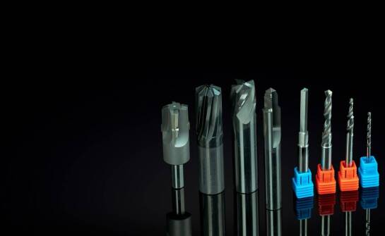 Nowy katalog narzędzi: co oferuje w zakresie frezów do PCV?