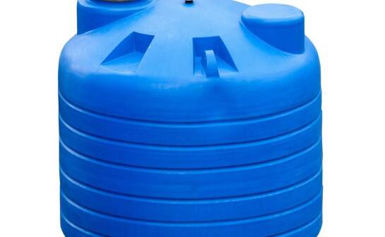 Beczka plastikowa 300l – kluczowe aspekty konserwacji i długowieczności użytkowania