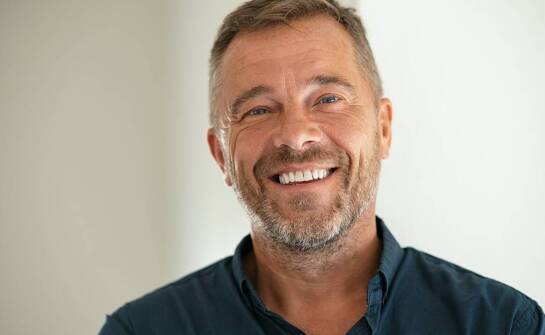 Jak implanty zębowe mogą poprawić komfort życia pacjenta?