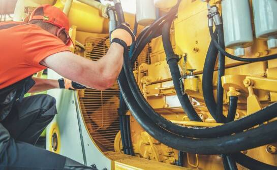 Czy warto inwestować w profesjonalne usługi regeneracyjne dla siłowników hydraulicznych?