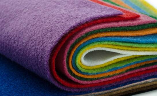 Porównanie skuteczności różnych rodzajów filcowych mat malarskich