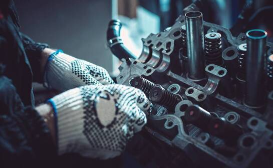 Wpływ jakości części zamiennych na efektywność naprawy silników