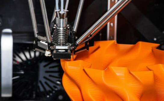 Jak druk 3D zmienia podejście do projektowania niestandardowych komponentów dźwigowych