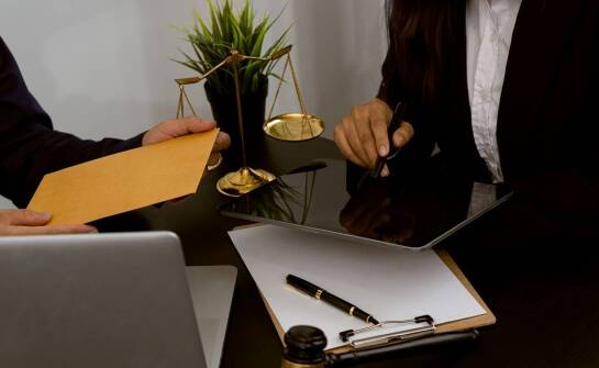 Jakie wyzwania wiążą się z rozwodem i jak adwokat może pomóc je przezwyciężyć?