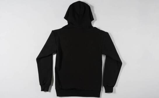 Ochrona termiczna bluz roboczych z kapturem: co warto wiedzieć?