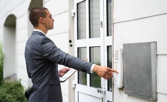 Jak komornik sądowy na Woli zabezpiecza roszczenia wierzycieli?