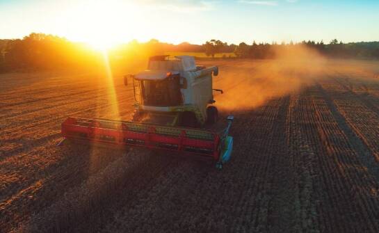 Jak zaawansowane technologie poprawiają efektywność kombajnów zbożowych?