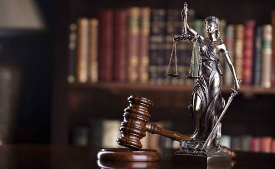 Prawne aspekty relacji pracodawca-pracownik – jak kancelaria może pomóc?