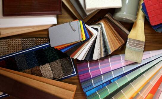 Porównanie wykończeń i materiałów w sofach