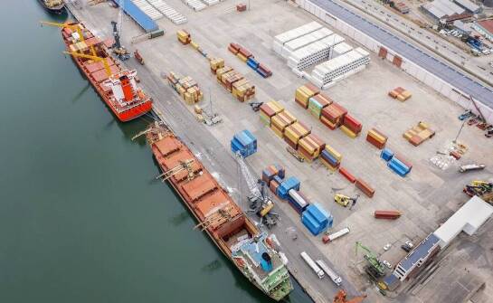 Rola terminali załadunkowych w transporcie morskim z USA