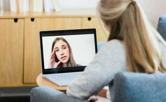 Jak może wyglądać spotkanie z psychologiem przez internet?