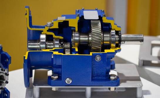 Wpływ przekładni hydraulicznej na komfort pracy operatora maszyny