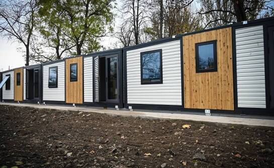 Energooszczędność w domach kontenerowych całorocznych: Jak to działa?