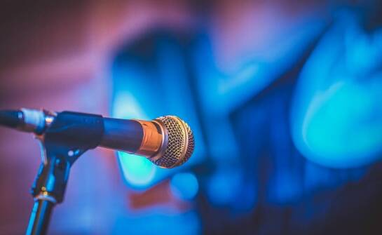 Jak prawidłowe wydobywanie wokalu wpływa na dykcję i artykulację?