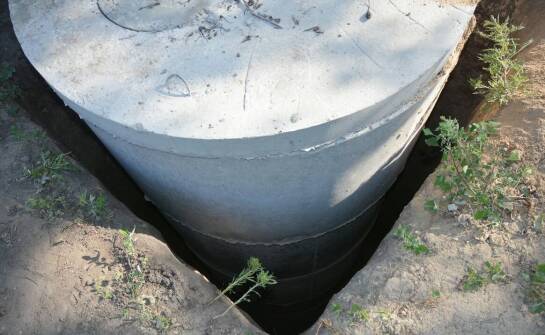 Rzetelność i fachowość – kluczowe cechy przy wyborze producenta szamb