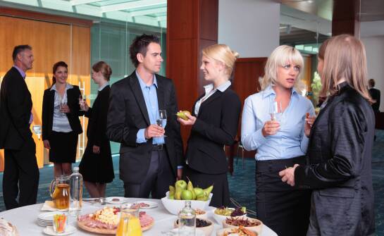 Kluczowe aspekty logistyki przy organizacji imprez integracyjnych dla firm