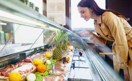 Dlaczego warto wybrać sklep mięsny dla autentycznych smaków?