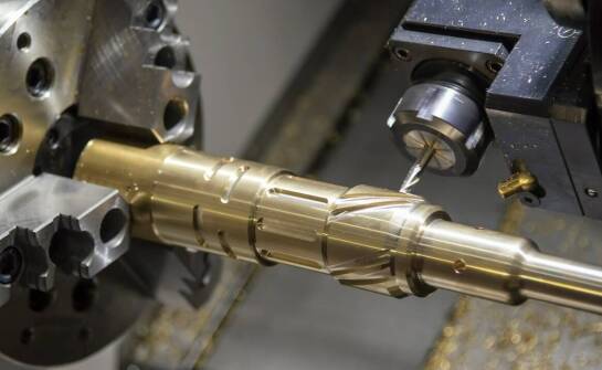 Jak odbudowa wymiaru wpływa na żywotność maszyn przemysłowych?