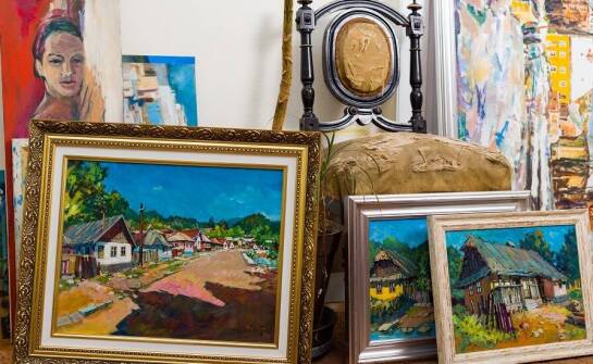 Historia w obrazach: Co wyróżnia antykwariat?