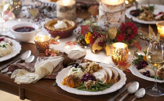 Catering świąteczny – jak zapewniamy autentyczność smaków?