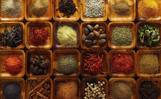 What are the Benefits of Using Spices Dedicated to Smoking?