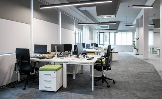 Jakie korzyści przynoszą innowacyjne technologie ogrzewania w biurach?