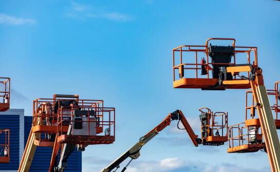 Certyfikacja po kursach na podesty ruchome: co warto wiedzieć?