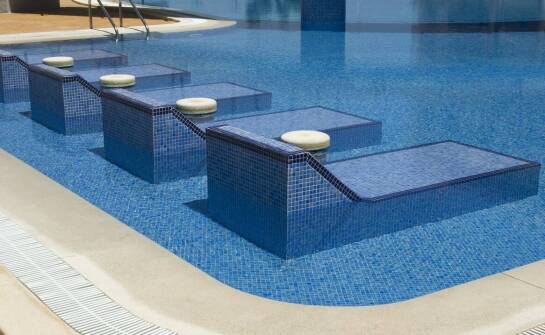 Schwimmbad Möbel und die Sicherheit der Benutzer: wesentliche Aspekte