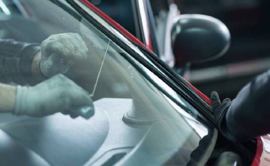 Czynniki decydujące o jakości naprawy i wymiany szyb samochodowych
