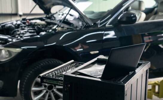 W jaki sposób nowoczesne urządzenia do diagnostyki komputerowej zwiększają precyzję napraw?