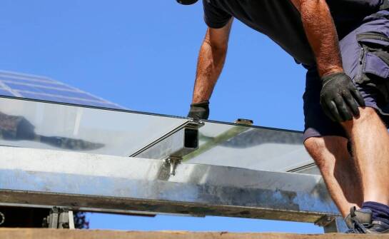 Profesjonalny montaż i transport garaży blaszanych – co oferujemy?